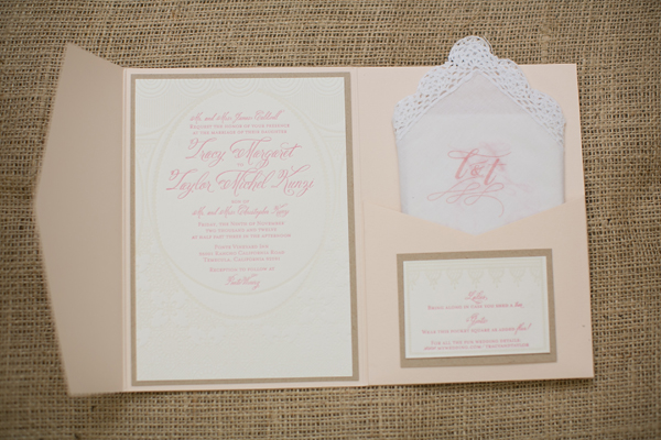 dynamite-and-pearls-wedding
