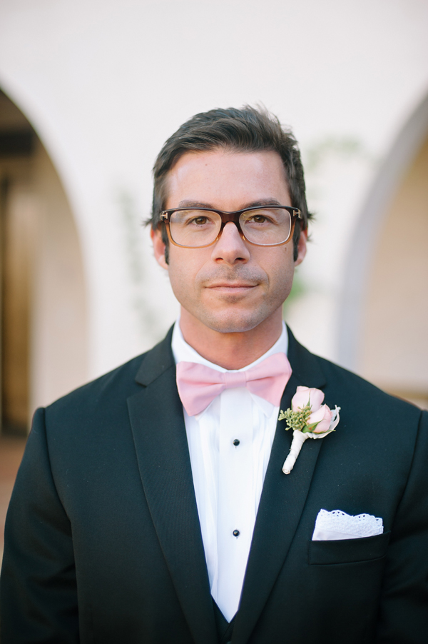 dynamite-and-pearls-wedding