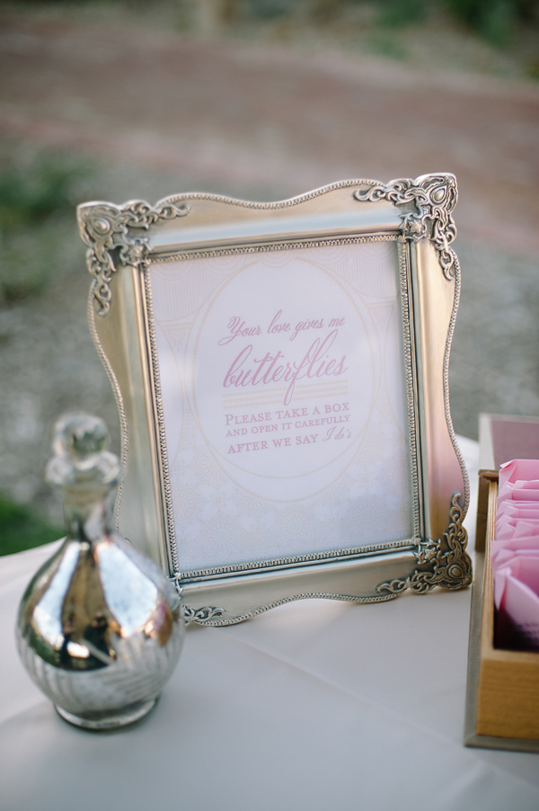 dynamite-and-pearls-wedding