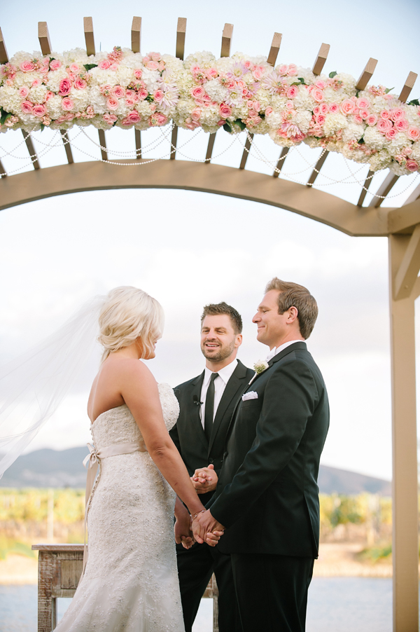 dynamite-and-pearls-wedding