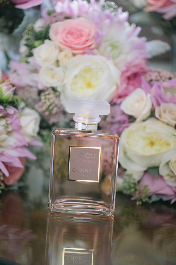 dynamite-and-pearls-wedding