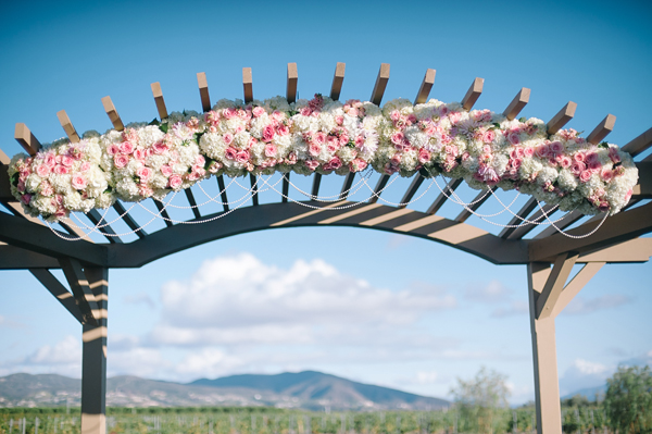 dynamite-and-pearls-wedding