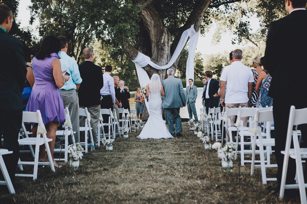 eclectic-midwest-wedding-in-the-great