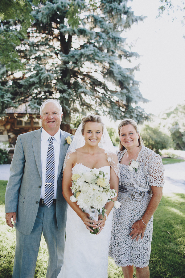 eclectic-midwest-wedding-in-the-great