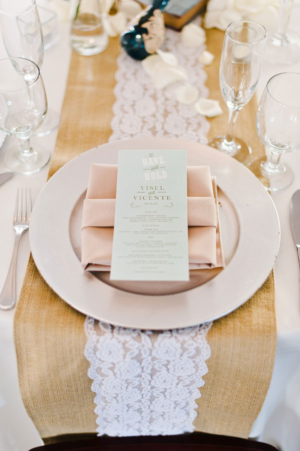 elegant-garden-wedding-at-the-twin