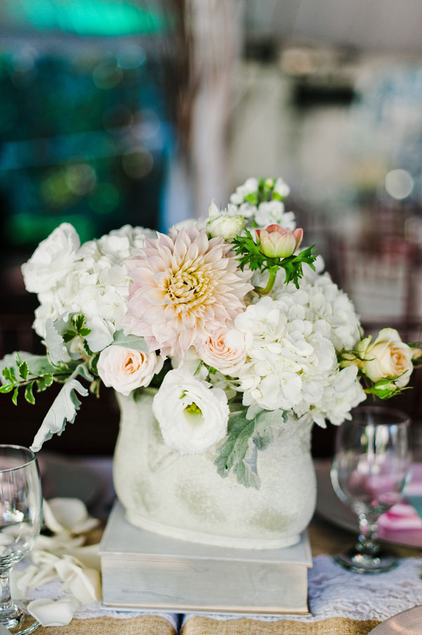 elegant-garden-wedding-at-the-twin
