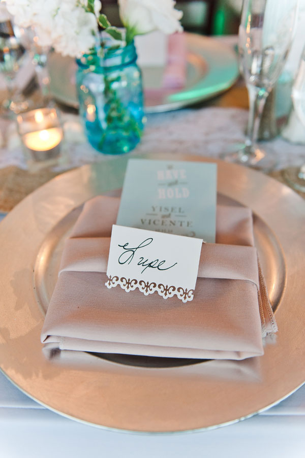 elegant-garden-wedding-at-the-twin