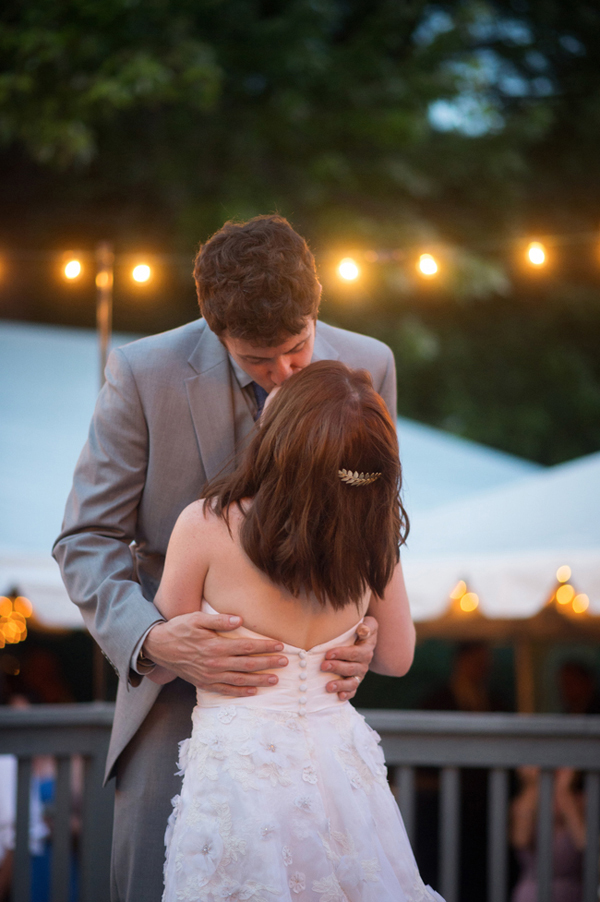 fish-and-bird-backyard-wedding