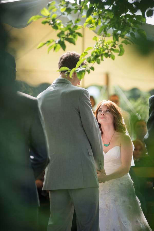 fish-and-bird-backyard-wedding