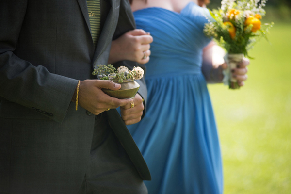 fish-and-bird-backyard-wedding