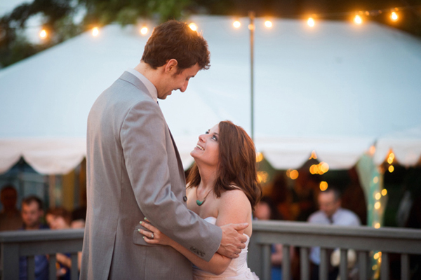 fish-and-bird-backyard-wedding