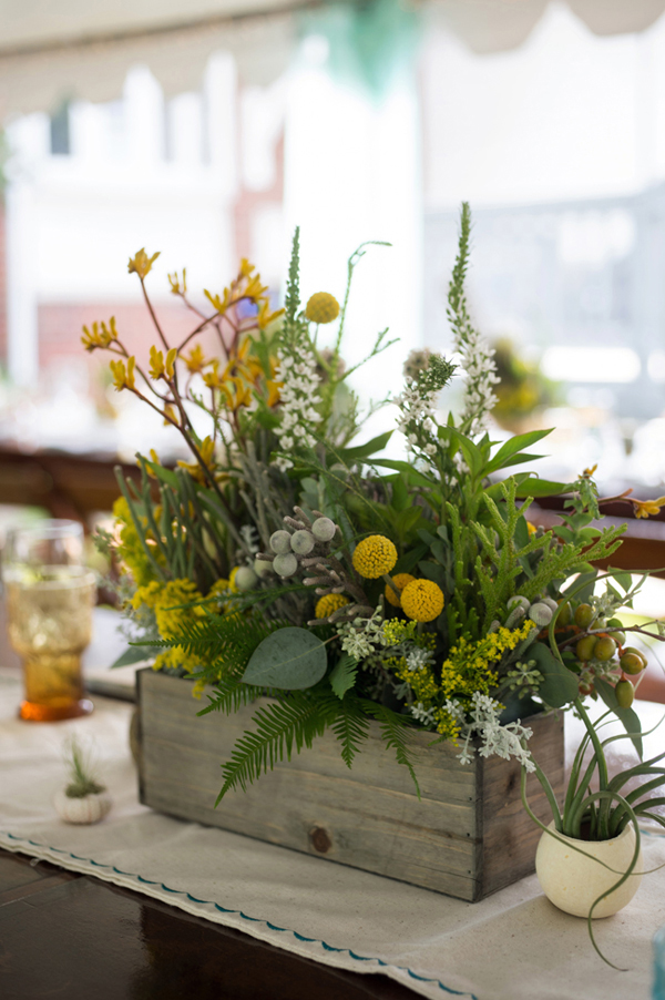 fish-and-bird-backyard-wedding
