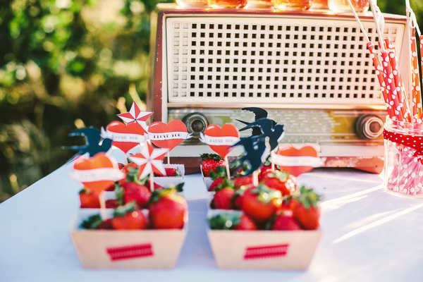 french-rockabilly-wedding-ideas