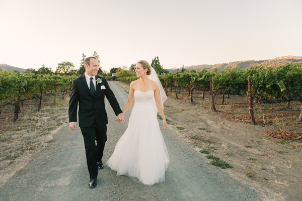 gold-and-white-wedding-in-napa-valley