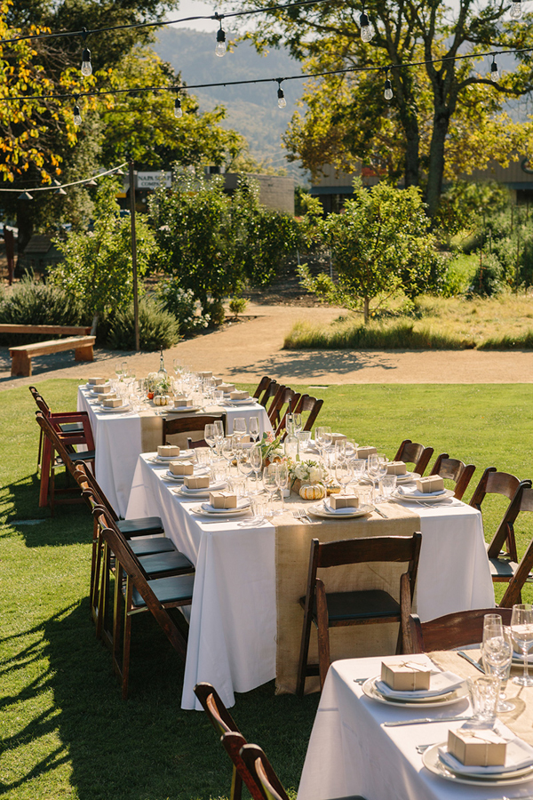 gold-and-white-wedding-in-napa-valley