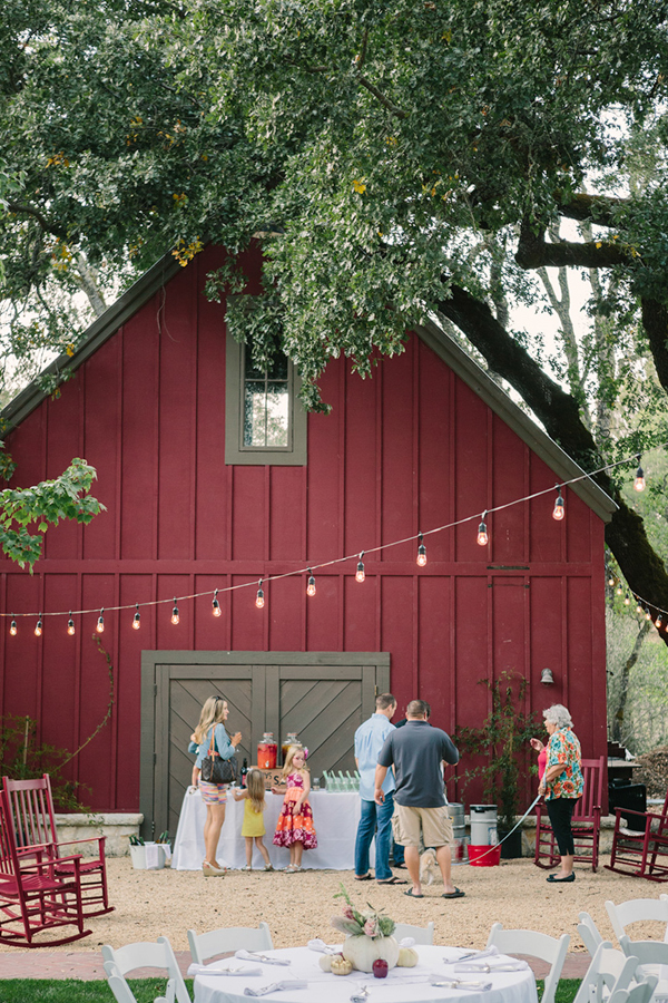 gold-and-white-wedding-in-napa-valley