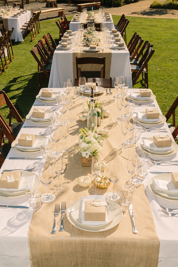 gold-and-white-wedding-in-napa-valley