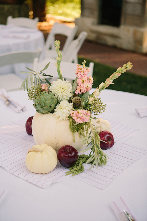 gold-and-white-wedding-in-napa-valley