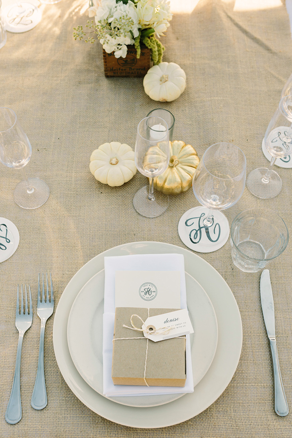 gold-and-white-wedding-in-napa-valley