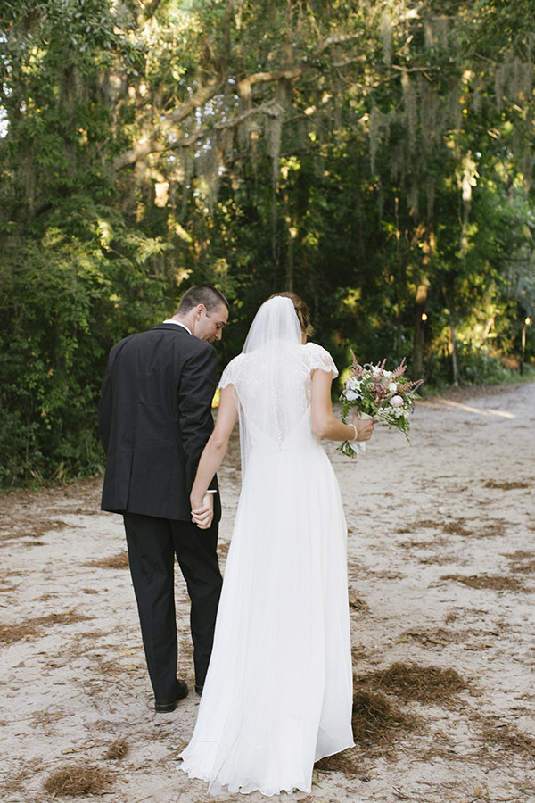good-mood-metallic-wedding-in-charleston