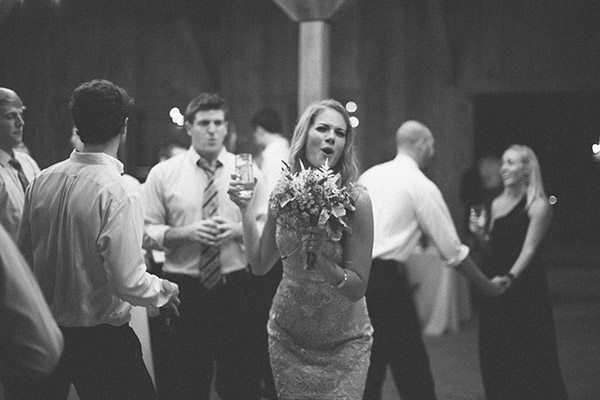 good-mood-metallic-wedding-in-charleston