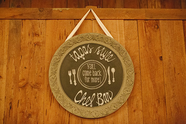 good-mood-metallic-wedding-in-charleston