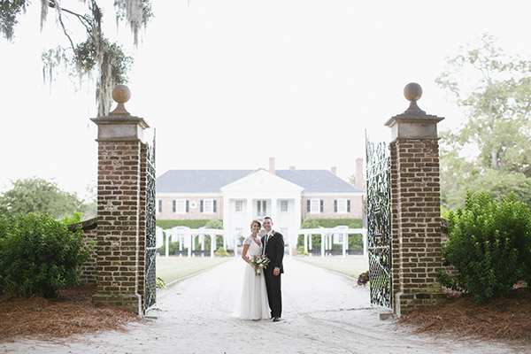 good-mood-metallic-wedding-in-charleston