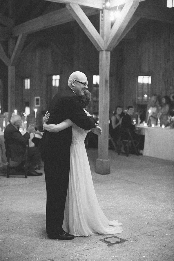 good-mood-metallic-wedding-in-charleston