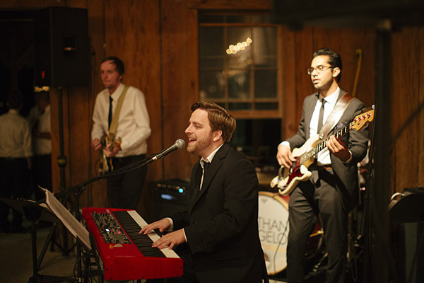 good-mood-metallic-wedding-in-charleston