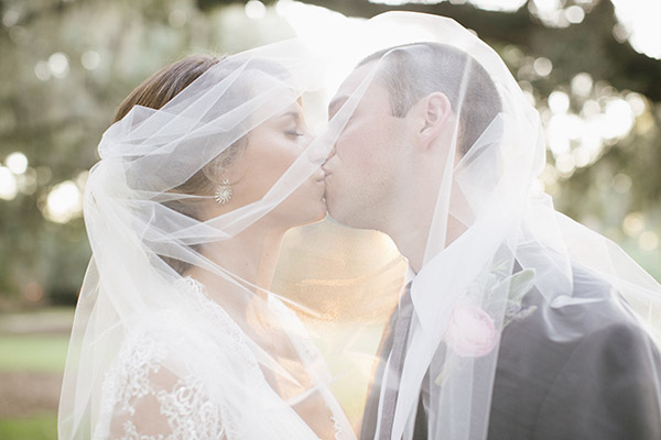 good-mood-metallic-wedding-in-charleston