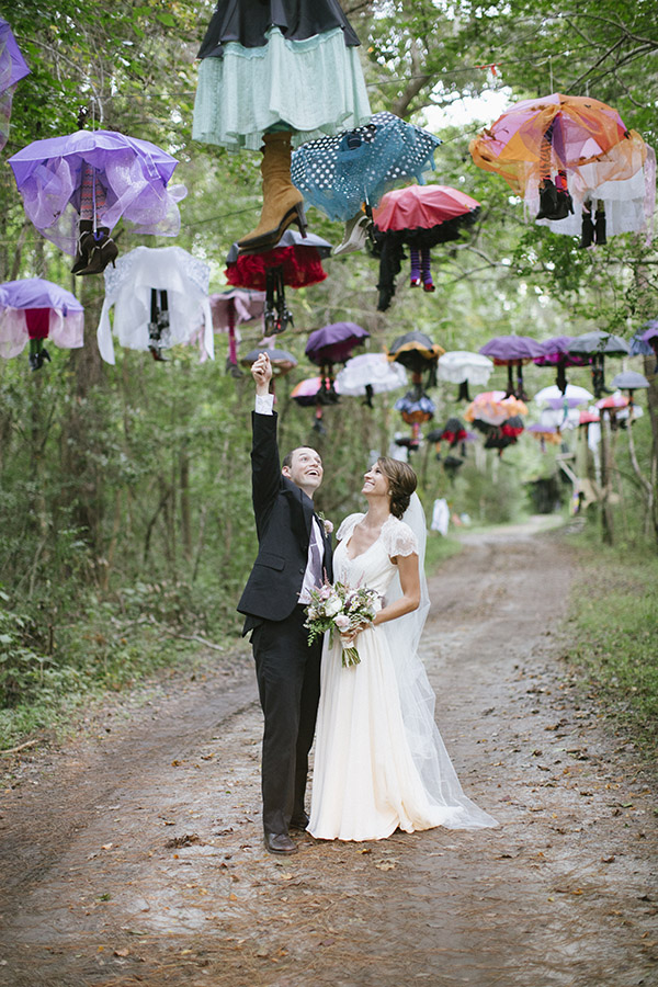 good-mood-metallic-wedding-in-charleston