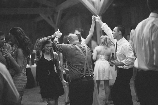good-mood-metallic-wedding-in-charleston