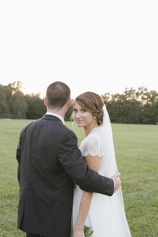 good-mood-metallic-wedding-in-charleston