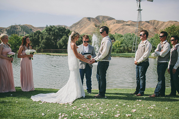 honey-sweet-wedding-in-california