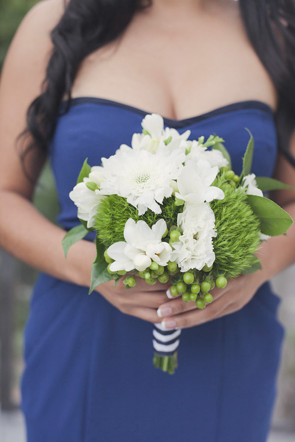 navy-and-white-seaside-wedding