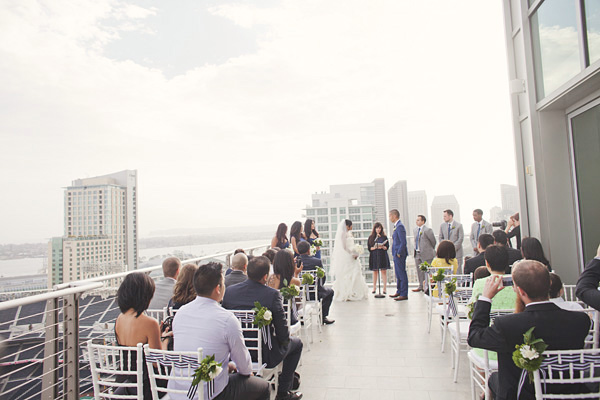 navy-and-white-seaside-wedding