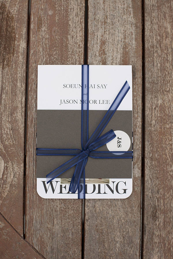 navy-and-white-seaside-wedding