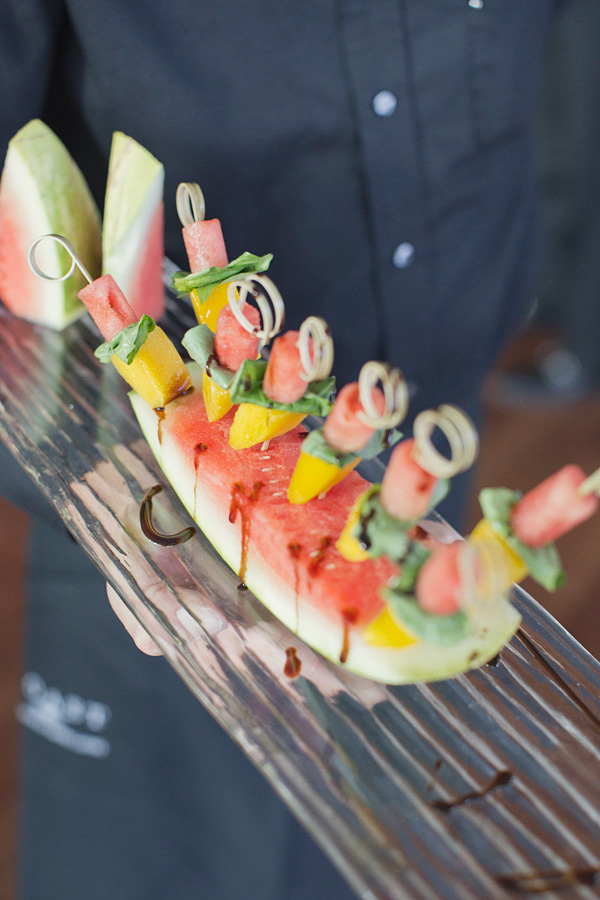 navy-and-white-seaside-wedding
