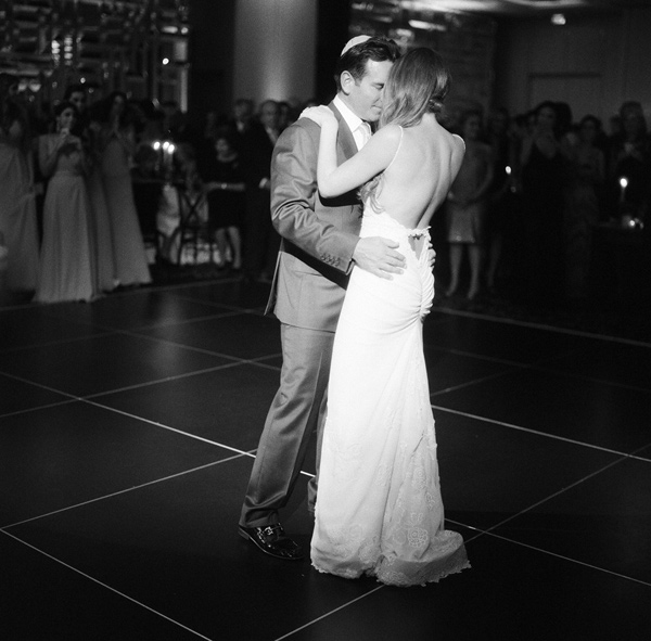 party-light-wedding-in-miami