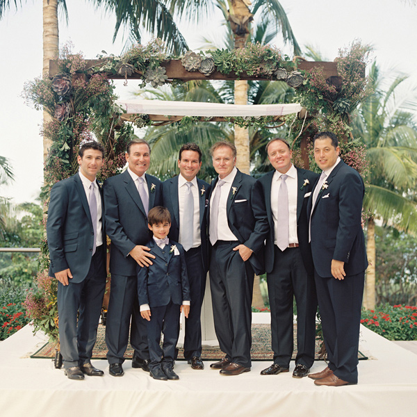 party-light-wedding-in-miami