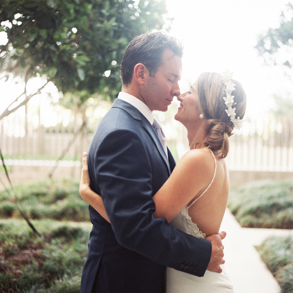 party-light-wedding-in-miami