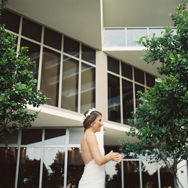 party-light-wedding-in-miami