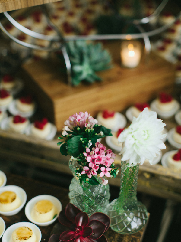 party-light-wedding-in-miami