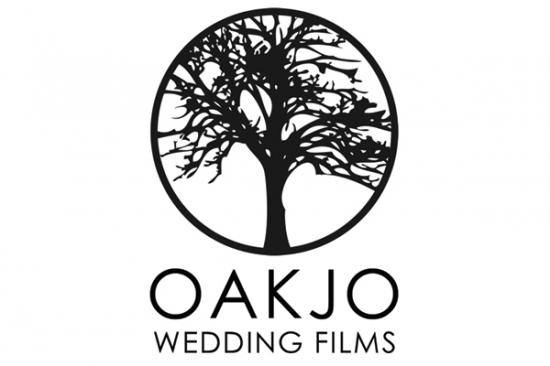 Oakjo Wedding Films logo: tree in circle