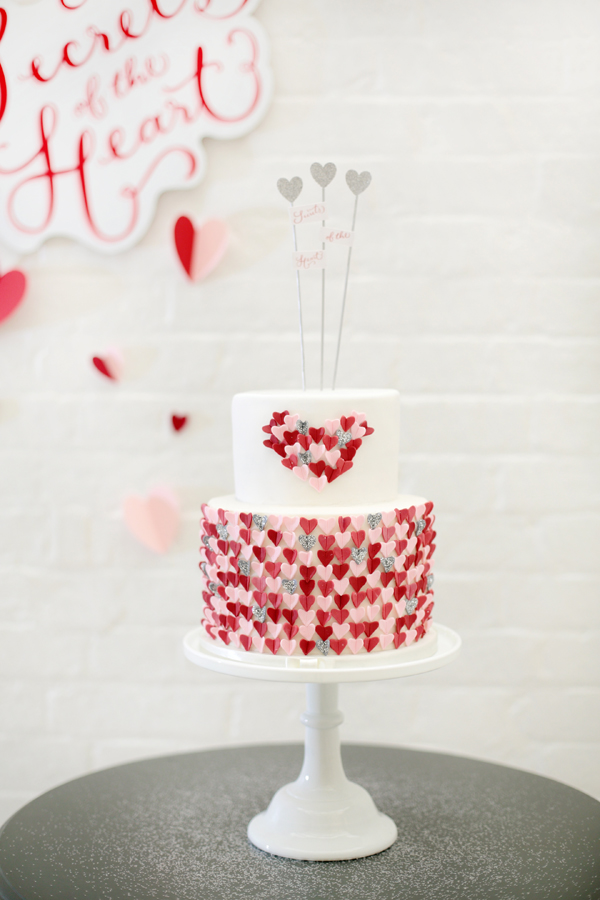 secrets-of-the-heart-wedding-cake