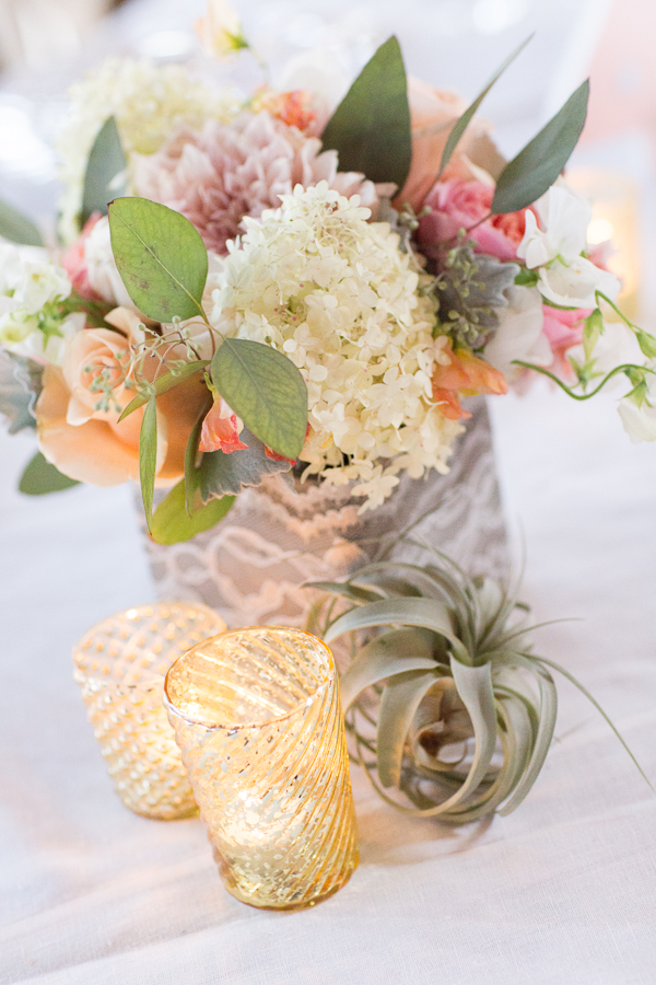 shabby-chic-barn-wedding