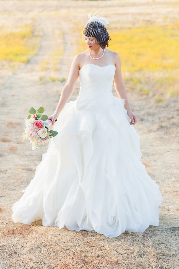 shabby-chic-barn-wedding