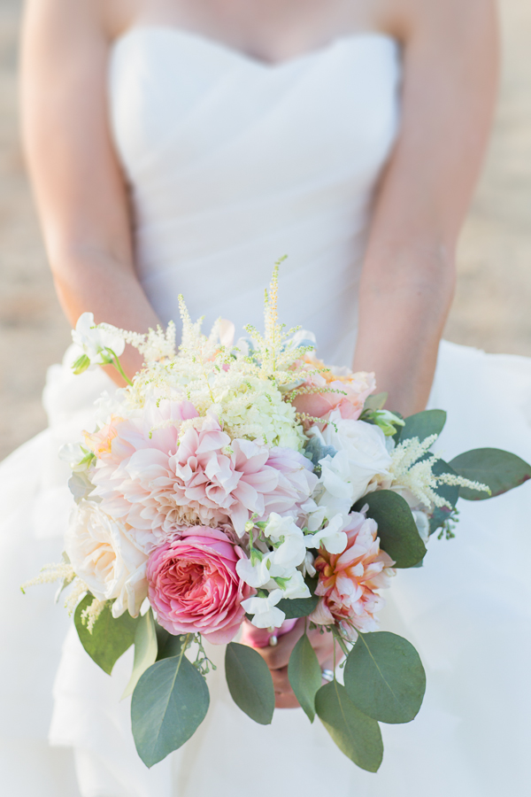 shabby-chic-barn-wedding