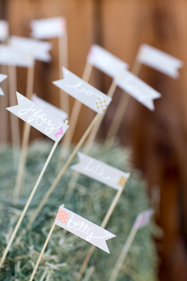 shabby-chic-barn-wedding