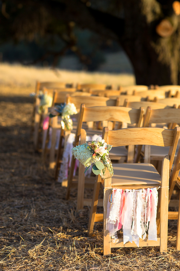shabby-chic-barn-wedding